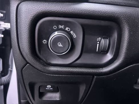 Used 2024 RAM 1500 Laramie image 19