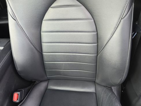 Used 2022 Toyota Highlander XLE image 21