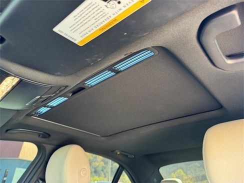 Used 2020 Mercedes-Benz C 300 4MATIC Sedan image 16