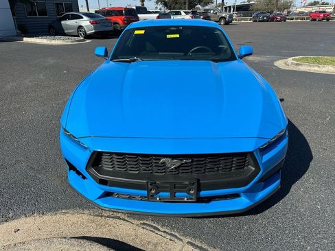 Used 2024 Ford Mustang Coupe image 8