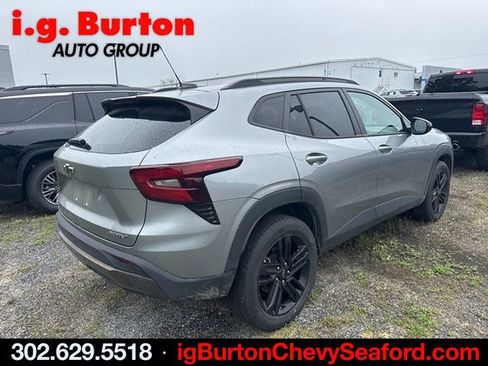 Used 2025 Chevrolet Trax ACTIV w/ Driver Confidence Package FWD image 6