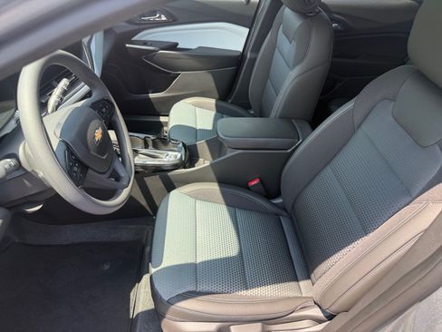 New 2026 Chevrolet Trax LT FWD image 11