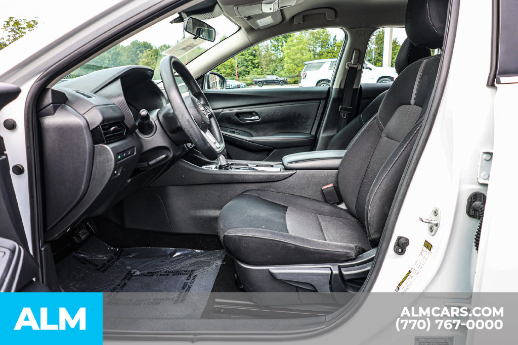 Used 2024 Nissan Sentra SV FWD image 17