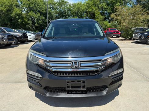 Used 2016 Honda Pilot LX image 2