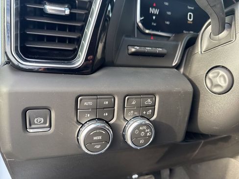 New 2026 GMC Sierra 1500 Denali Ultimate w/ LPO, Black Badging Package image 35