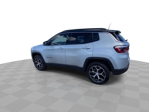 Used 2024 Jeep Compass Limited AWD/4WD image 8