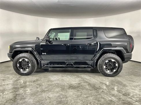 Used 2024 GMC Hummer EV 2X w/ Extreme Off-Road Package image 5