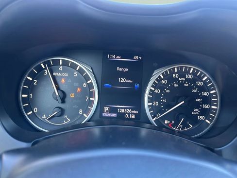 Used 2018 INFINITI Q50 Pure image 23