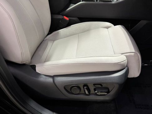 Used 2025 Lexus TX 350 AWD w/ Technology Package image 34