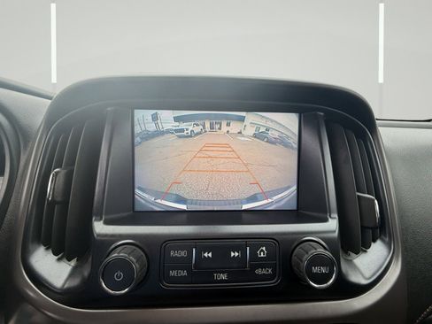 Used 2017 GMC Canyon SLE w/ All Terrain X Package image 17