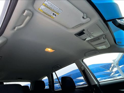 Used 2011 Subaru Outback 2.5i Premium w/ All-Weather Pkg image 13