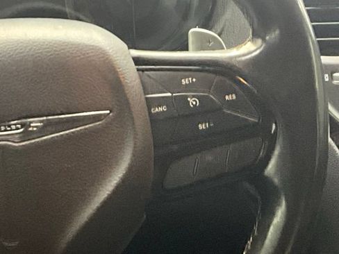Used 2019 Chrysler 300 S RWD image 19