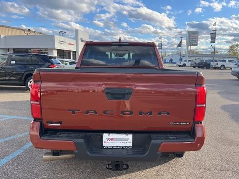 Used 2025 Toyota Tacoma TRD Off-Road image 5