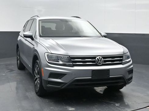 Used 2021 Volkswagen Tiguan SE image 1
