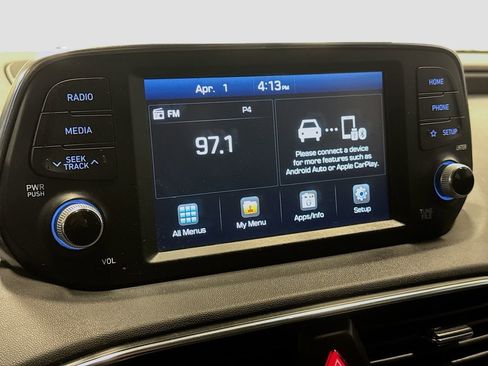 Used 2019 Hyundai Santa Fe SE image 17