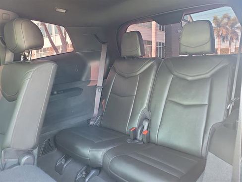 Certified 2023 Cadillac XT6 Premium Luxury image 33