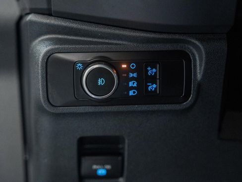 Used 2025 Ford Bronco Outer Banks image 47