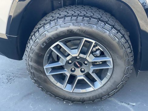 New 2026 GMC Terrain AT4 image 30