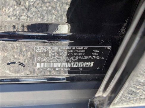 Used 2022 Toyota RAV4 XLE image 16