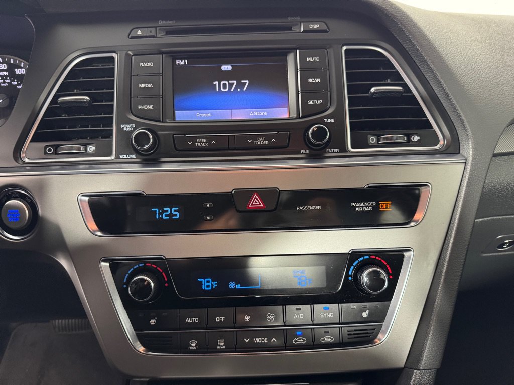 Used 2015 Hyundai Sonata Sport w/ Option Group 03 FWD image 15