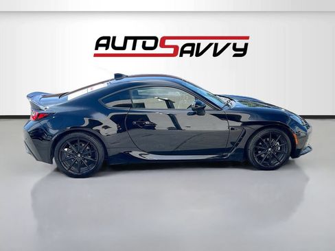 Used 2022 Toyota GR86 Premium w/ ALL Weather Mat Package (TMS) RWD image 8