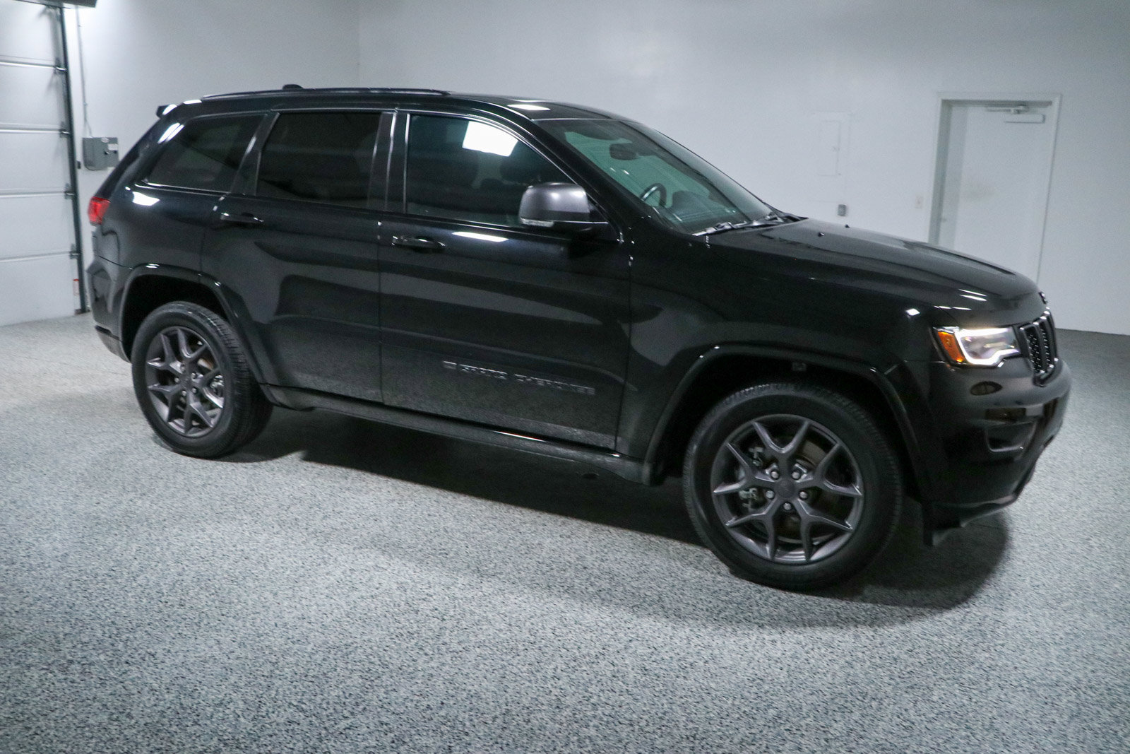Used 2021 Jeep Grand Cherokee Limited w/ Quick Order Package 28K 80th RWD image 6