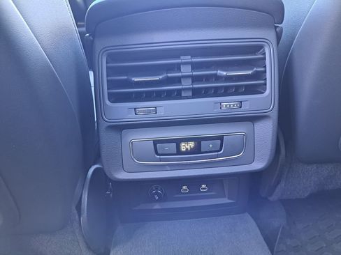 Used 2022 Audi Q7 3.0T Premium Plus image 36