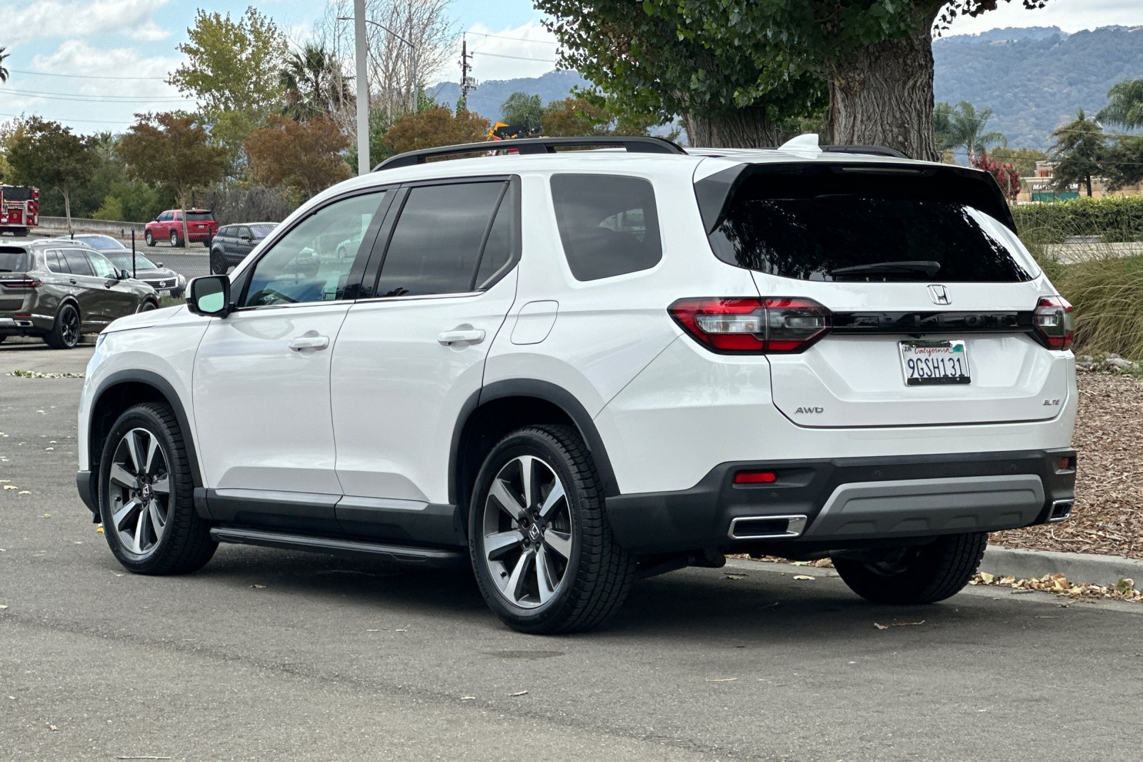 Certified 2023 Honda Pilot Elite image 6