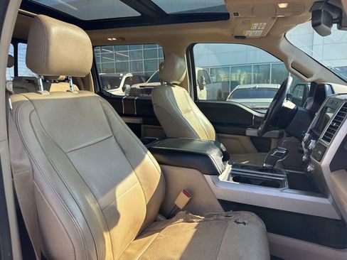 Used 2016 Ford F150 Lariat w/ Equipment Group 502A Luxury image 18