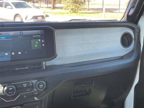 Used 2025 Jeep Wrangler Sport S image 35