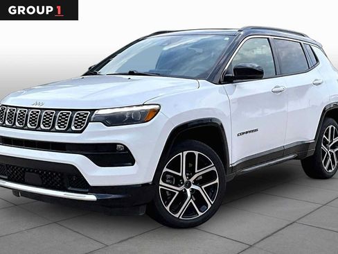 Used 2025 Jeep Compass Limited w/ Elite Group AWD/4WD image 1