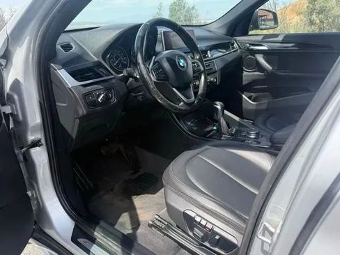 Used 2017 BMW X1 sDrive28i FWD image 9