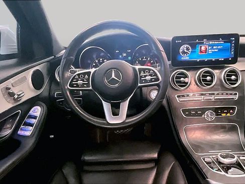 Used 2019 Mercedes-Benz C 300 Sedan image 5