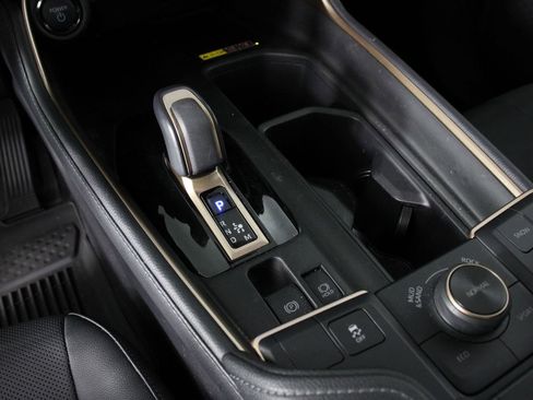 Used 2025 Toyota Grand Highlander AWD Hybrid image 15