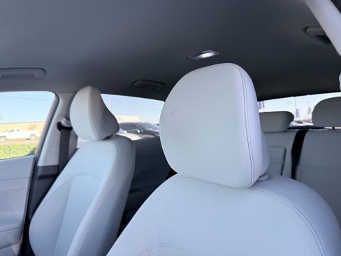 Used 2024 Hyundai Kona SEL w/ Convenience Package image 21