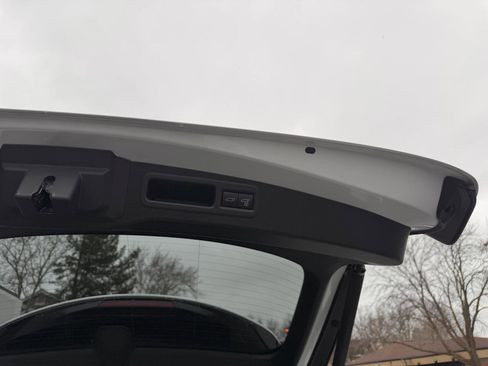 Used 2024 Lexus RX 450h 450h+ Luxury AWD w/ Convenience Package image 20