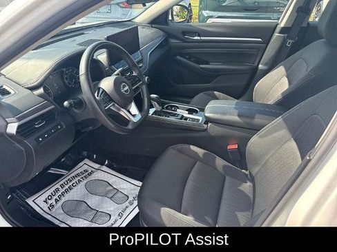 Certified 2023 Nissan Altima 2.5 SV w/ SV Premium Package AWD/4WD image 21