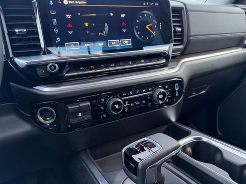 Used 2025 Chevrolet Silverado 1500 LTZ w/ LTZ Convenience Package II image 29