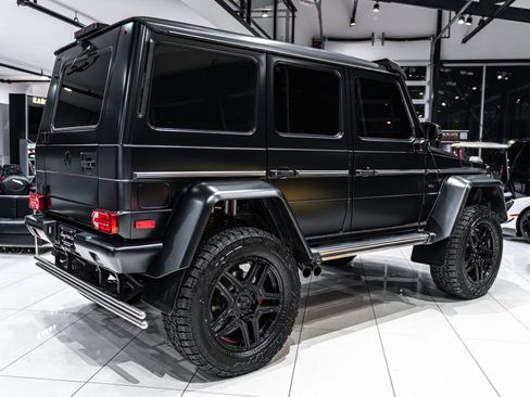 Used 2018 Mercedes-Benz G 550 Squared image 4