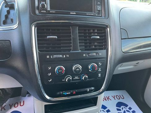 Used 2017 Dodge Grand Caravan SE w/ Power Window Group image 34