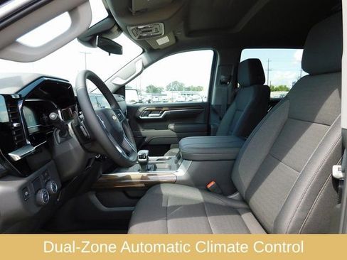 Used 2025 Chevrolet Silverado 1500 LT w/ Convenience Package II image 14