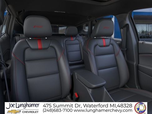 New 2026 Chevrolet Trax RS w/ Sunroof Package FWD image 16