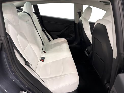 Certified 2023 Tesla Model 3 Performance AWD/4WD image 11