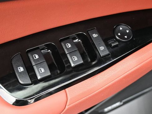 Used 2023 Kia Sportage SX FWD image 4