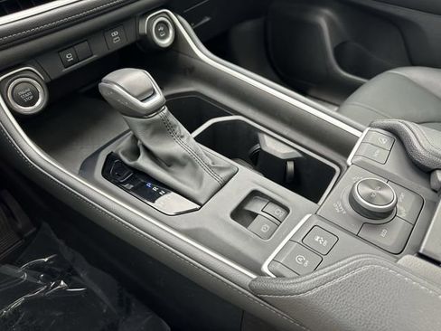 Used 2024 Toyota Grand Highlander Platinum image 28