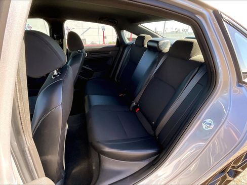 Used 2023 Honda Civic Sport image 22