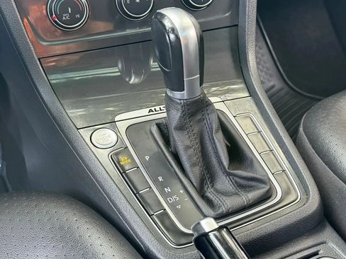 Used 2019 Volkswagen Golf Alltrack SE AWD/4WD image 30