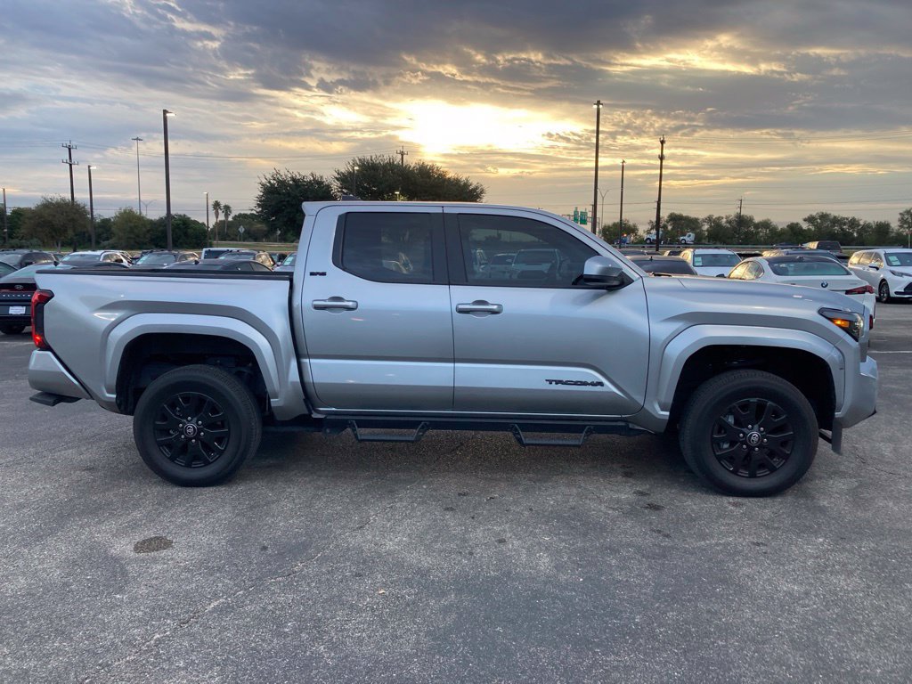 Used 2026 Toyota Tacoma SR5 RWD image 4