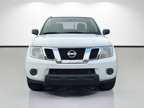 Used 2019 Nissan Frontier SV RWD image 8