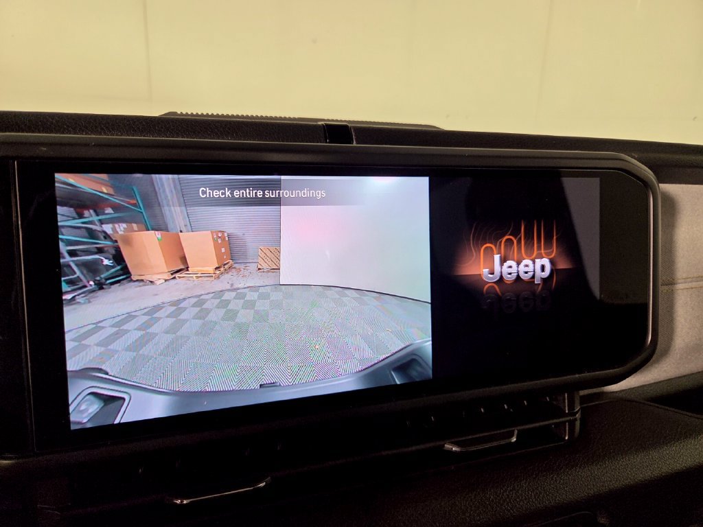Used 2026 Jeep Gladiator Sport AWD/4WD image 12